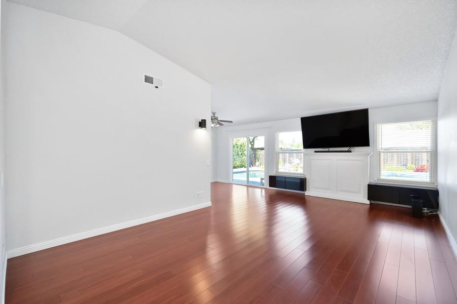 Detail Gallery Image 15 of 60 For 8931 Mountain Home Ct, Elk Grove,  CA 95624 - 3 Beds | 2 Baths