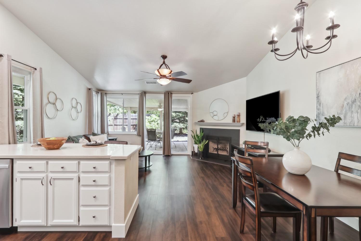 Detail Gallery Image 9 of 77 For 8526 Tullia Pl, Antelope,  CA 95843 - 4 Beds | 2 Baths