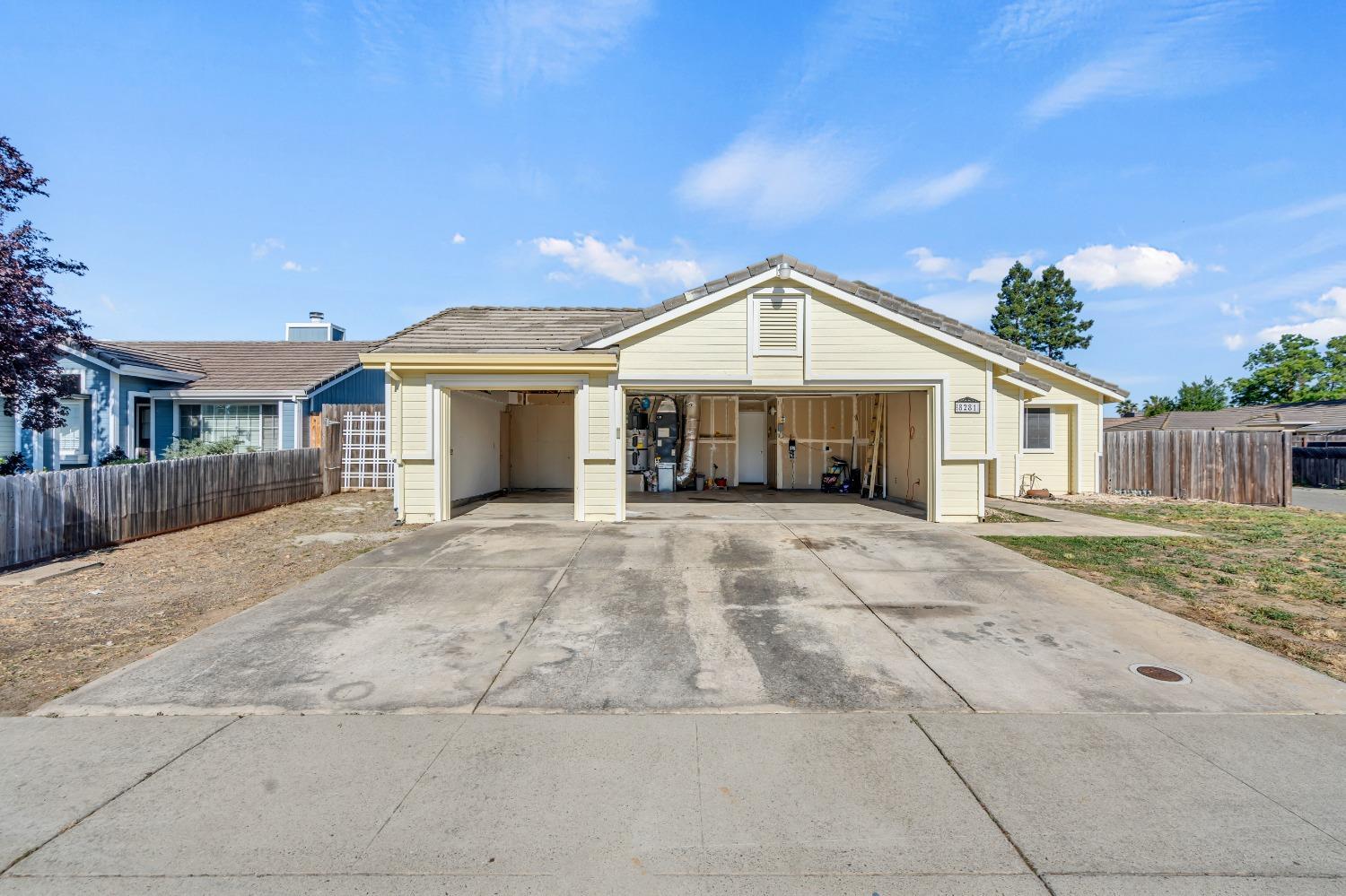Detail Gallery Image 38 of 47 For 8281 New Point Dr, Sacramento,  CA 95828 - 3 Beds | 2 Baths