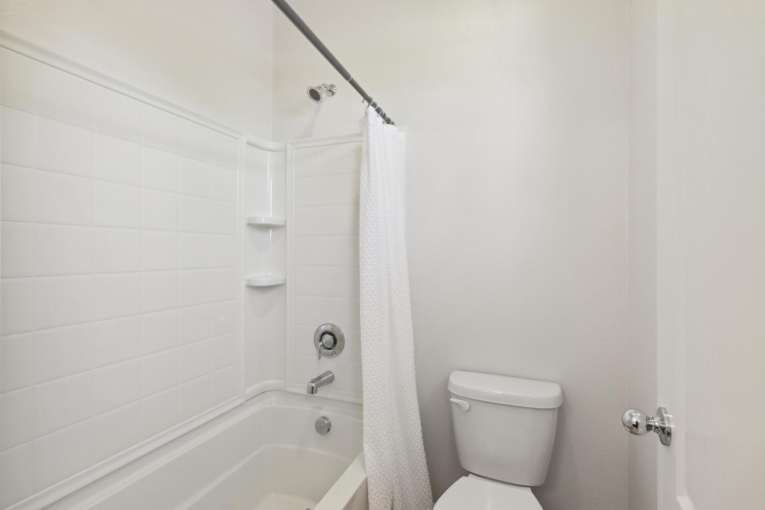 Detail Gallery Image 44 of 63 For 1336 Hughes St, Woodland,  CA 95776 - 4 Beds | 3 Baths