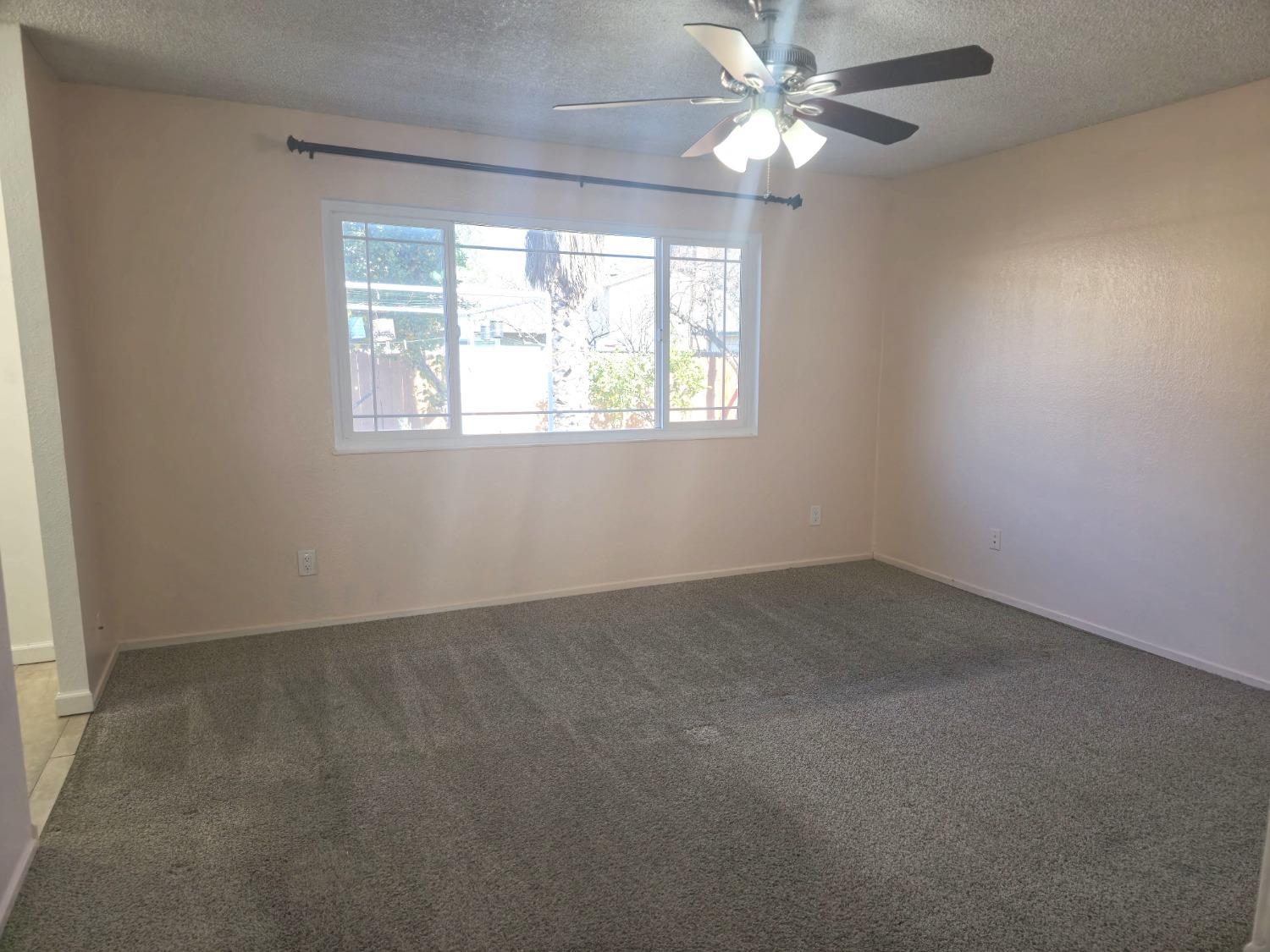 Detail Gallery Image 10 of 15 For 1657 Duncan Dr, Tracy,  CA 95376 - 3 Beds | 2 Baths