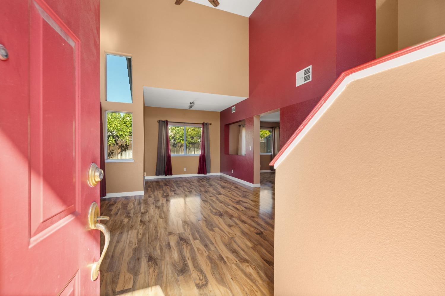 Detail Gallery Image 6 of 46 For 3544 Misty Morning Cir, Sacramento,  CA 95827 - 4 Beds | 2/1 Baths
