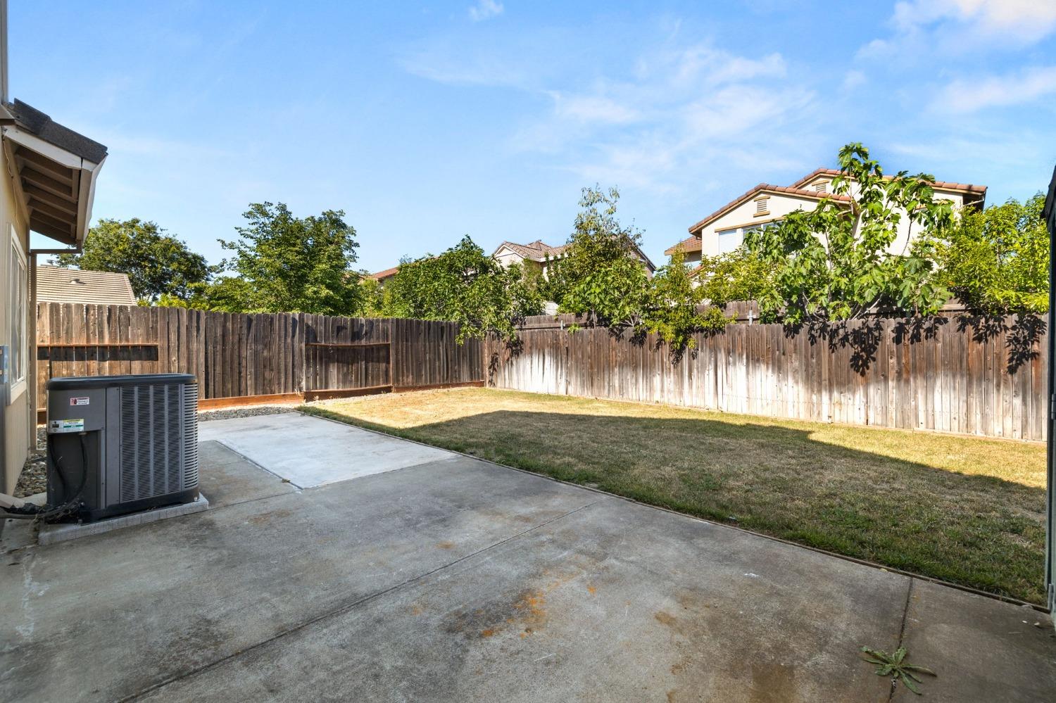 Detail Gallery Image 41 of 46 For 3544 Misty Morning Cir, Sacramento,  CA 95827 - 4 Beds | 2/1 Baths