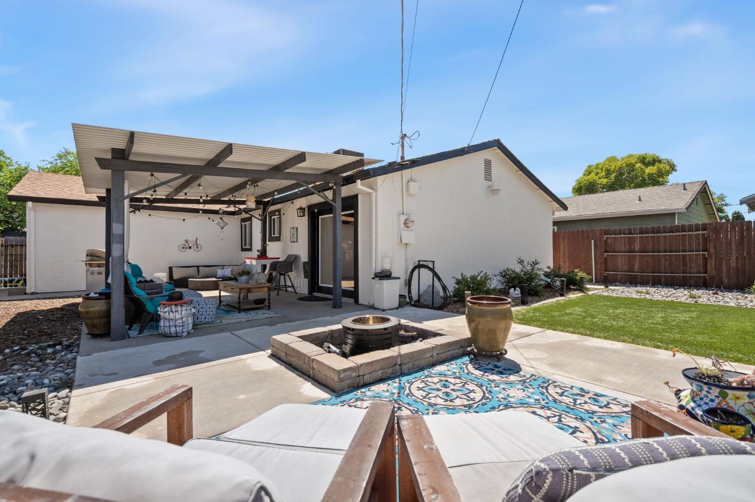 Detail Gallery Image 21 of 24 For 921 Quiet Way, Rio Linda,  CA 95673 - 3 Beds | 1 Baths