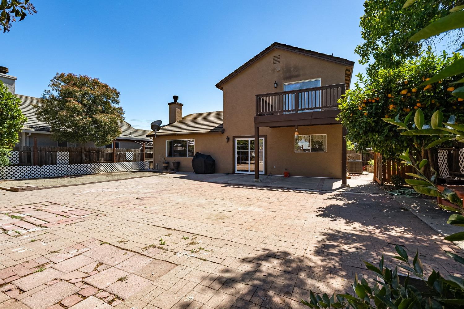 Detail Gallery Image 33 of 39 For 1867 William Moss Blvd, Stockton,  CA 95206 - 4 Beds | 2/1 Baths