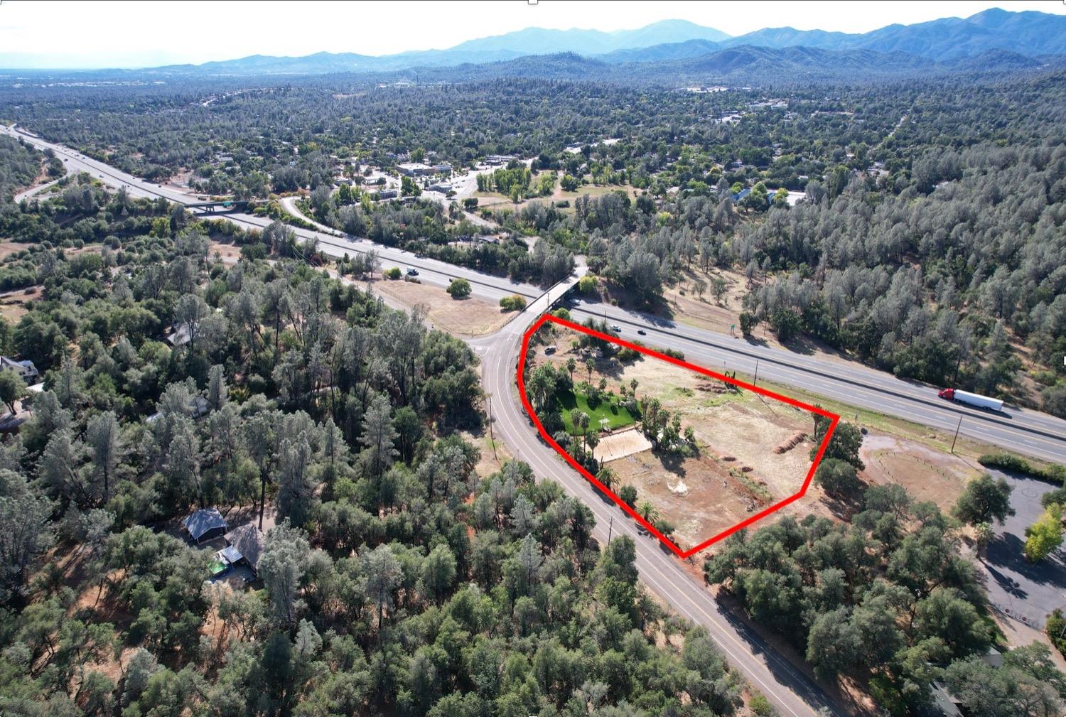 Detail Gallery Image 2 of 14 For 19254 Union School Rd, Redding,  CA 96003 - – Beds | – Baths