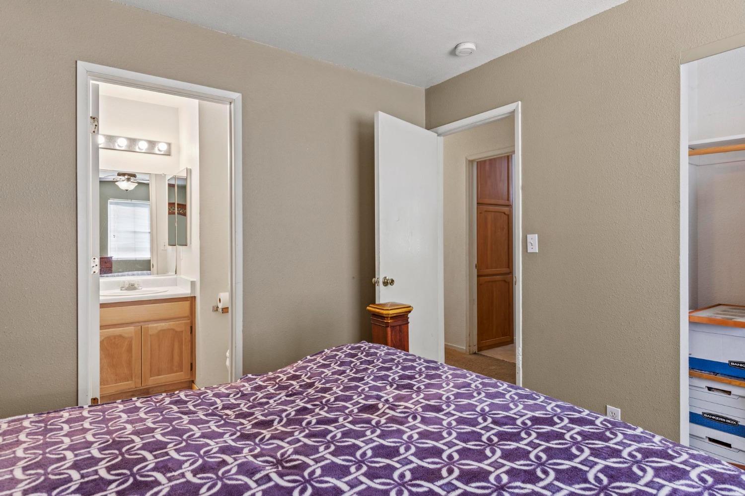 Detail Gallery Image 23 of 32 For 2728 Lowell Dr, Chico,  CA 95973 - 3 Beds | 2 Baths