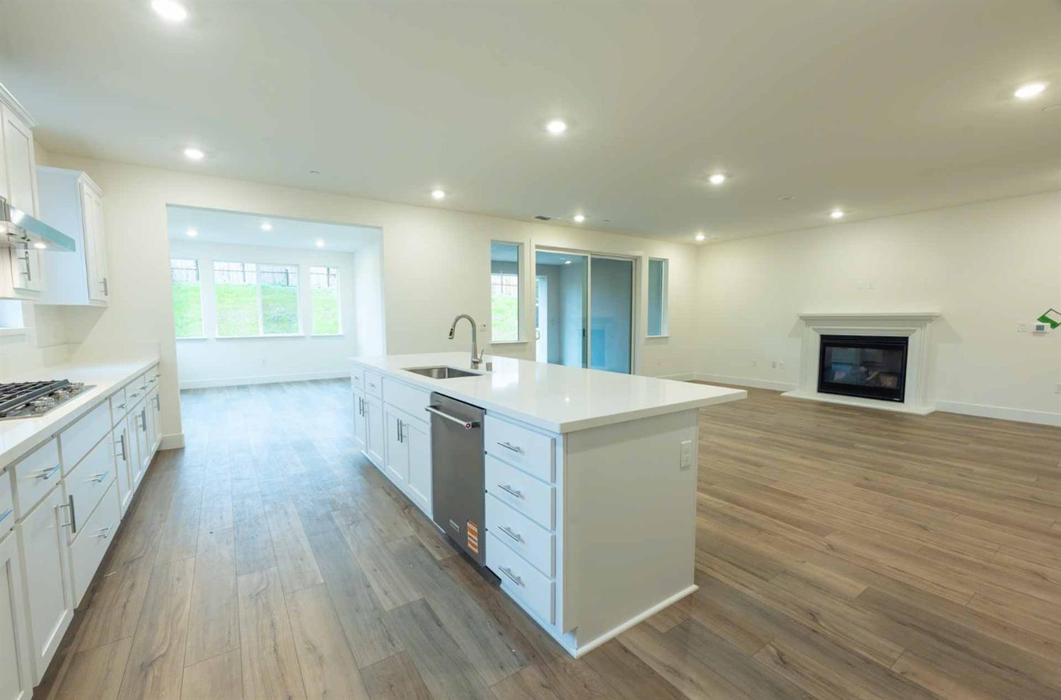 Detail Gallery Image 29 of 32 For 2425 Briar Meadows Cir, Auburn,  CA 95603 - 4 Beds | 3/1 Baths