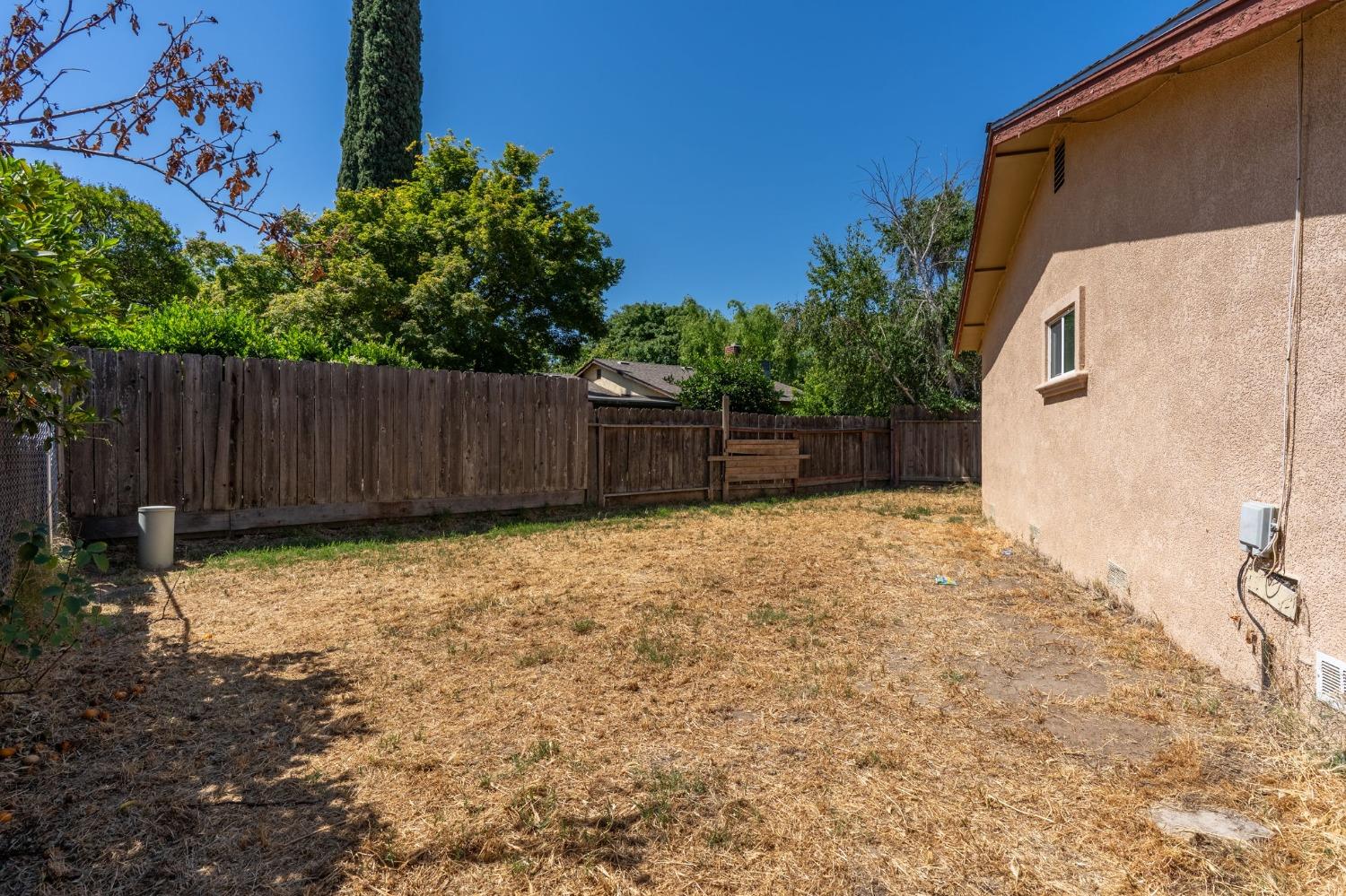 Detail Gallery Image 20 of 23 For 1906 Celeste Ct, Modesto,  CA 95355 - – Beds | – Baths