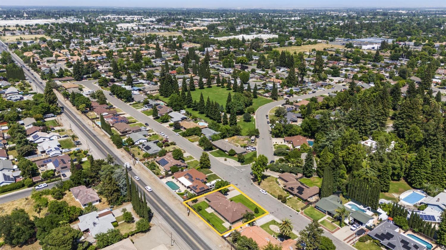 Manzanita Way, Yuba City, California image 39