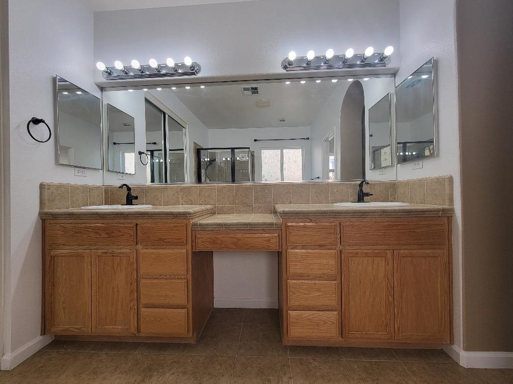 Detail Gallery Image 36 of 58 For 511 Milano Ct, Los Banos,  CA 93635 - 4 Beds | 2/1 Baths