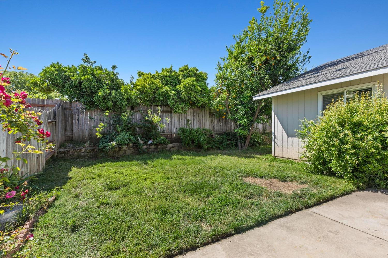 Detail Gallery Image 28 of 32 For 2728 Lowell Dr, Chico,  CA 95973 - 3 Beds | 2 Baths