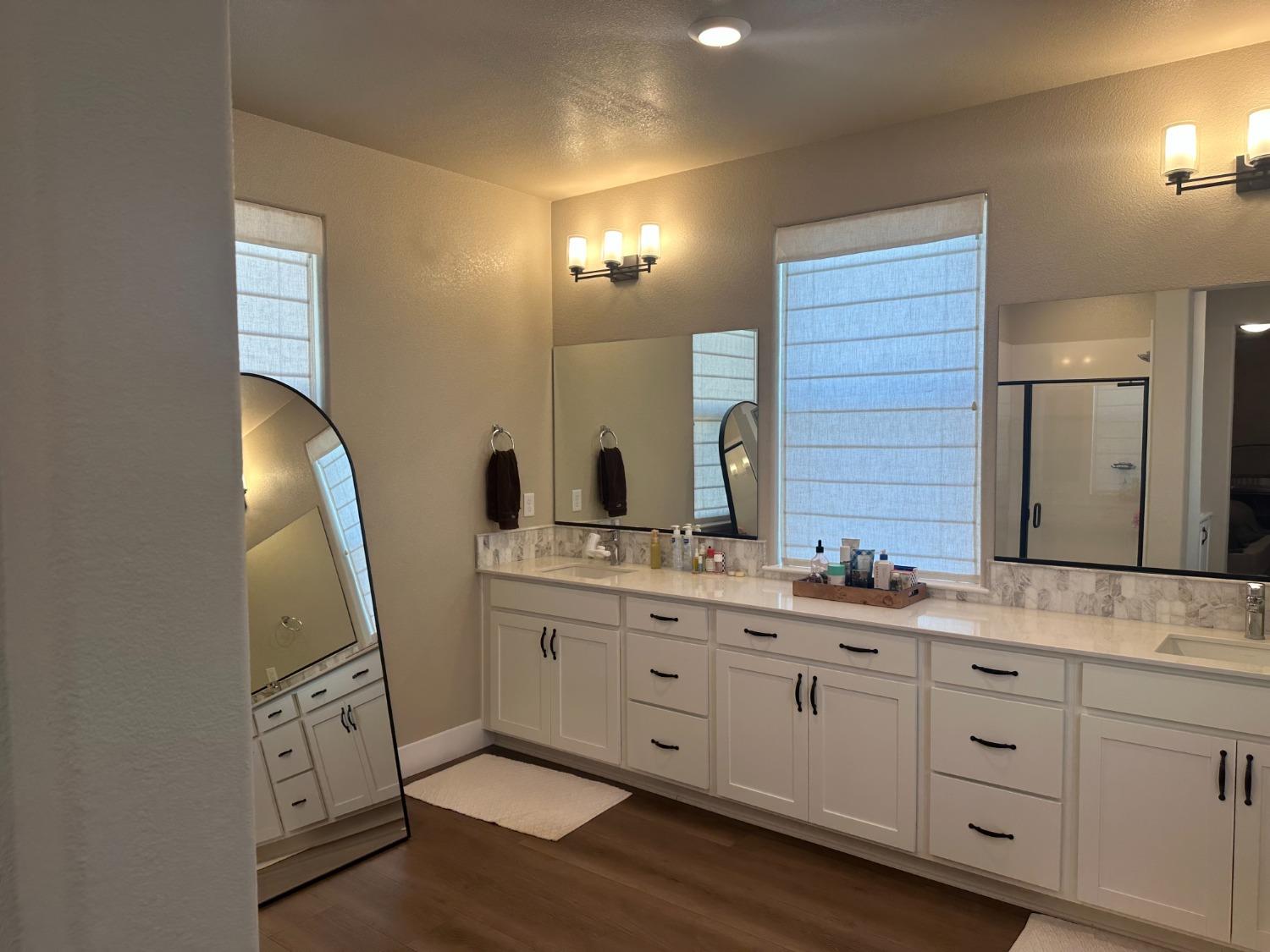 Detail Gallery Image 23 of 30 For 9995 Swordfish Cir, Elk Grove,  CA 95757 - 4 Beds | 3 Baths
