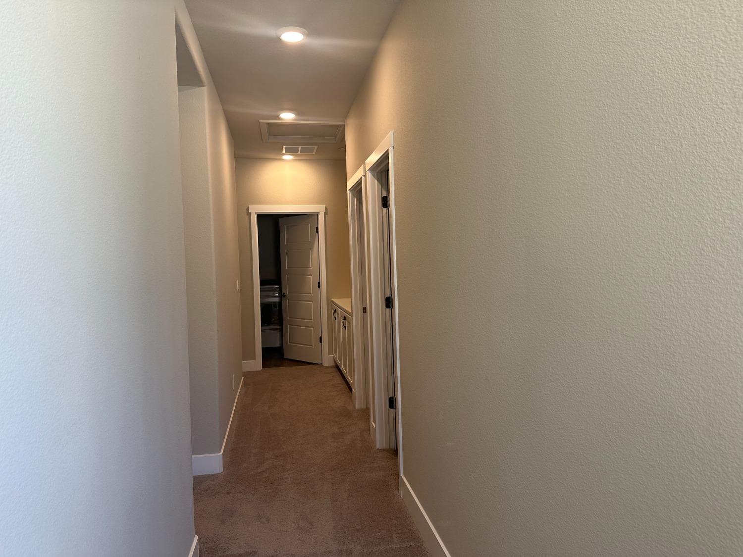 Detail Gallery Image 13 of 30 For 9995 Swordfish Cir, Elk Grove,  CA 95757 - 4 Beds | 3 Baths