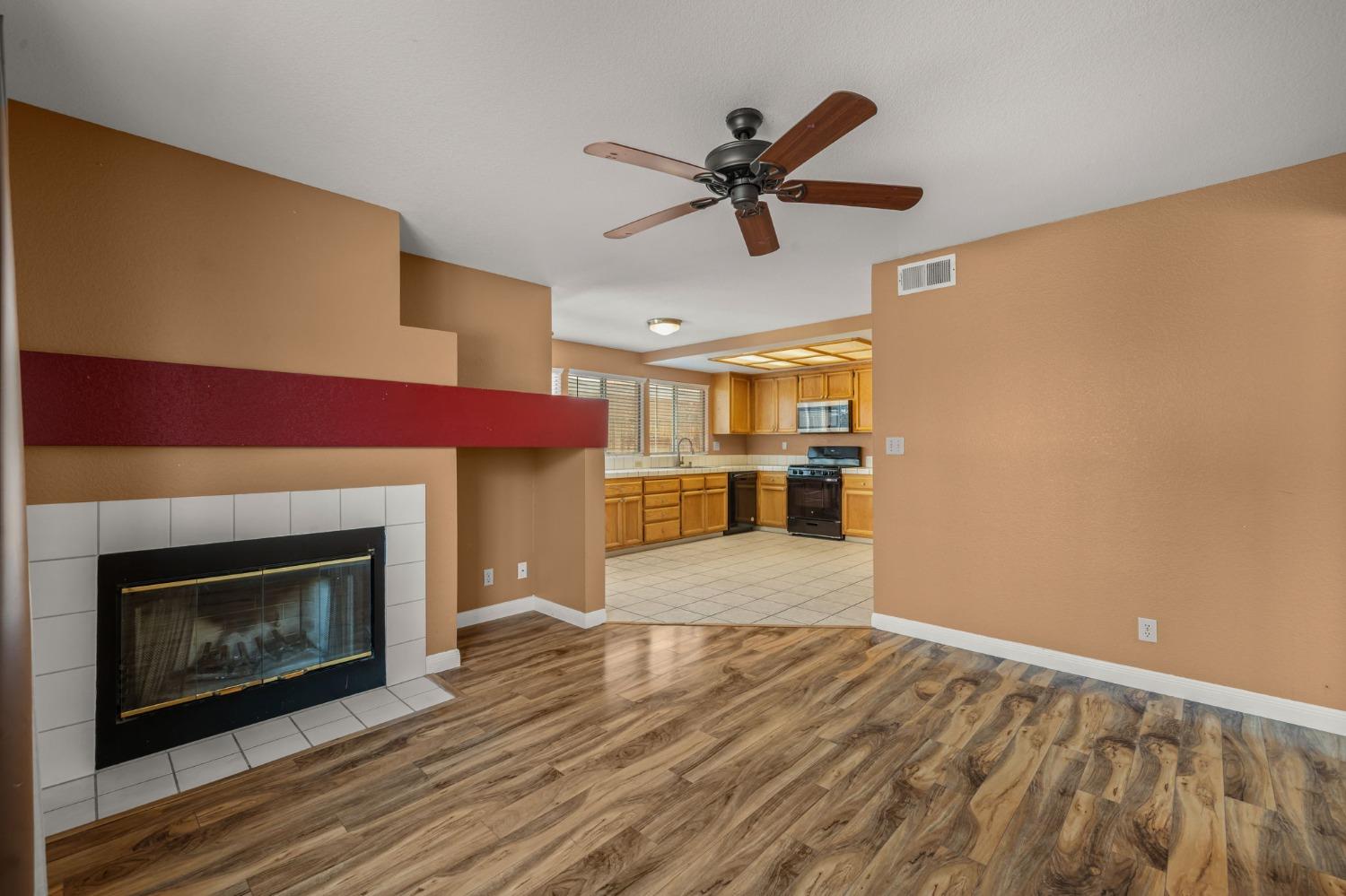 Detail Gallery Image 14 of 46 For 3544 Misty Morning Cir, Sacramento,  CA 95827 - 4 Beds | 2/1 Baths