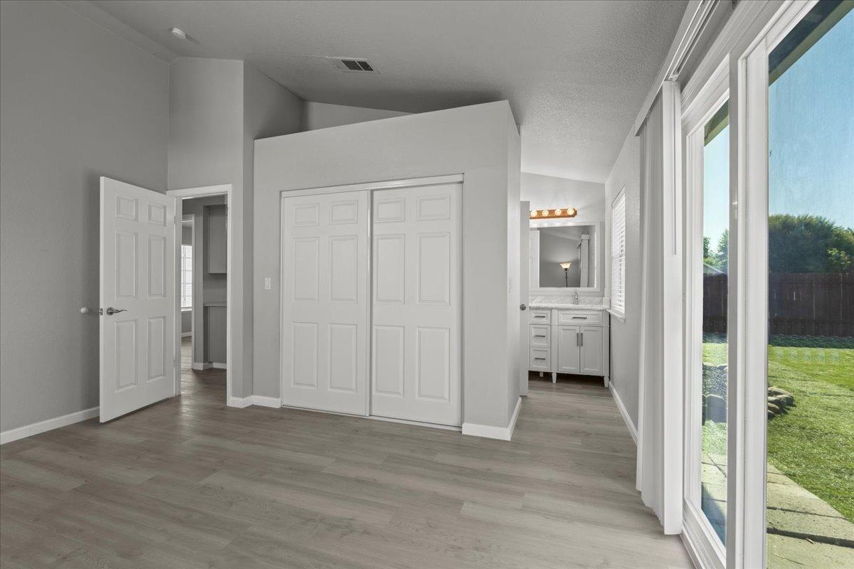 Detail Gallery Image 16 of 29 For 5550 Crystal Hill Way, Sacramento,  CA 95823 - 3 Beds | 2 Baths