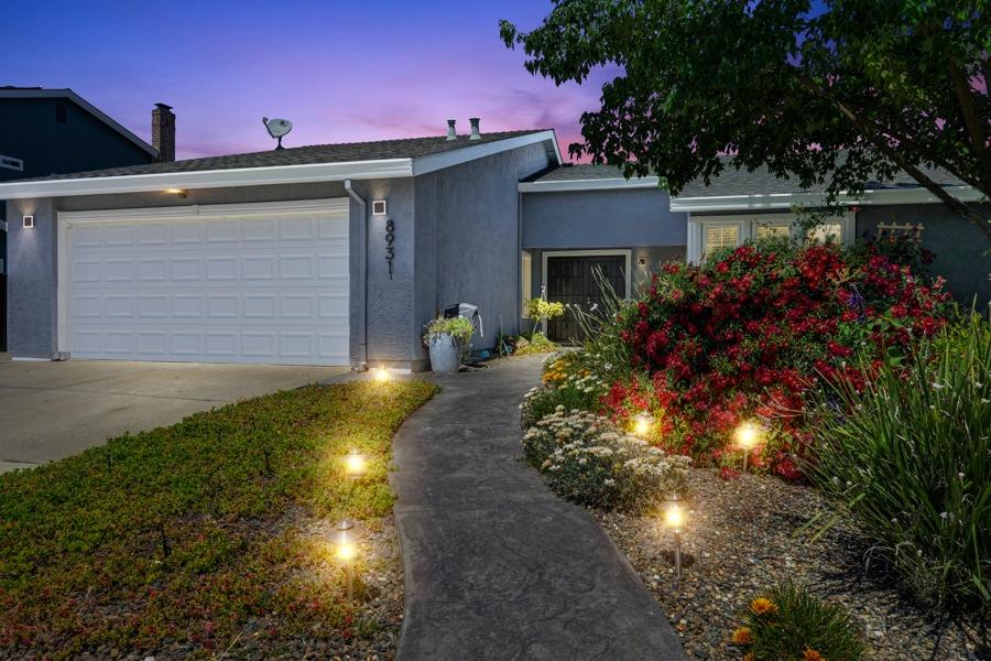 Detail Gallery Image 7 of 60 For 8931 Mountain Home Ct, Elk Grove,  CA 95624 - 3 Beds | 2 Baths