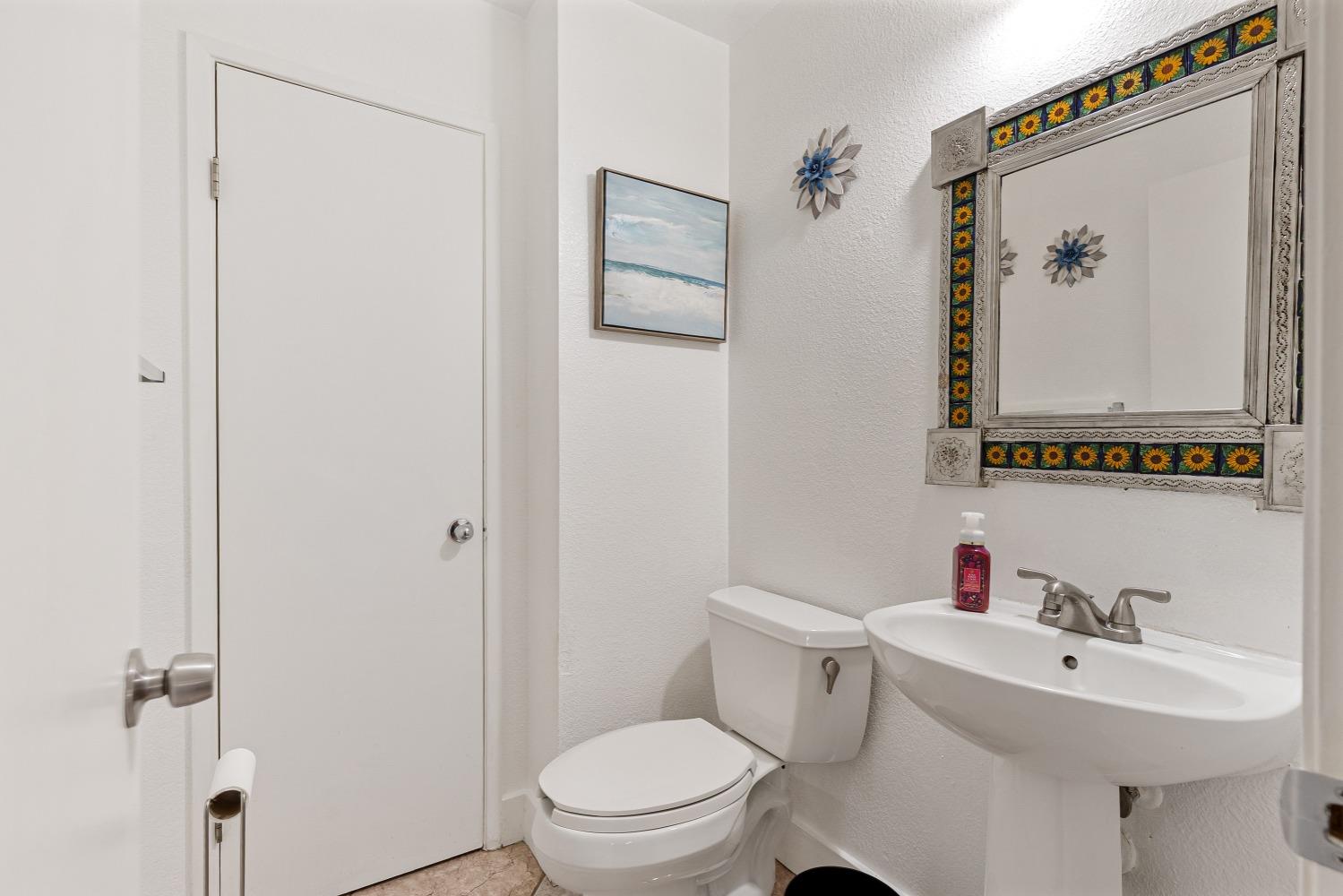 Detail Gallery Image 15 of 39 For 1867 William Moss Blvd, Stockton,  CA 95206 - 4 Beds | 2/1 Baths