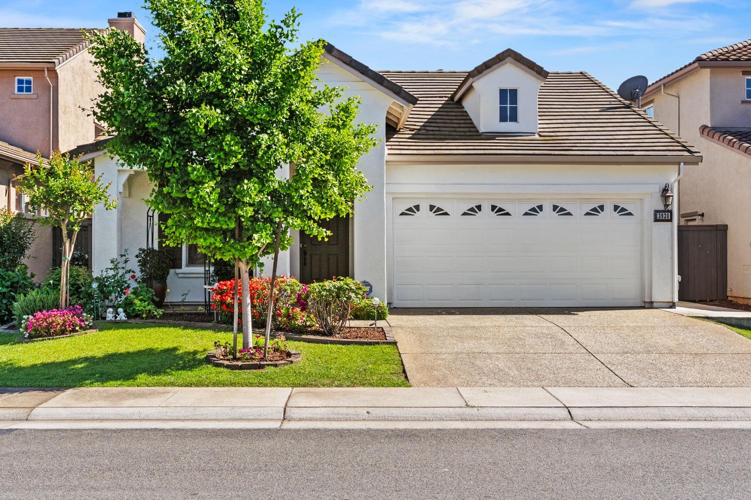 Detail Gallery Image 2 of 55 For 3930 Riley Anton Way, Rancho Cordova,  CA 95742 - 3 Beds | 2 Baths