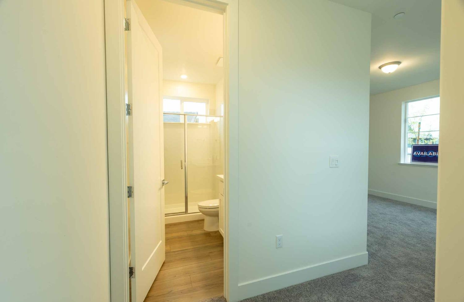 Detail Gallery Image 10 of 32 For 2425 Briar Meadows Cir, Auburn,  CA 95603 - 4 Beds | 3/1 Baths