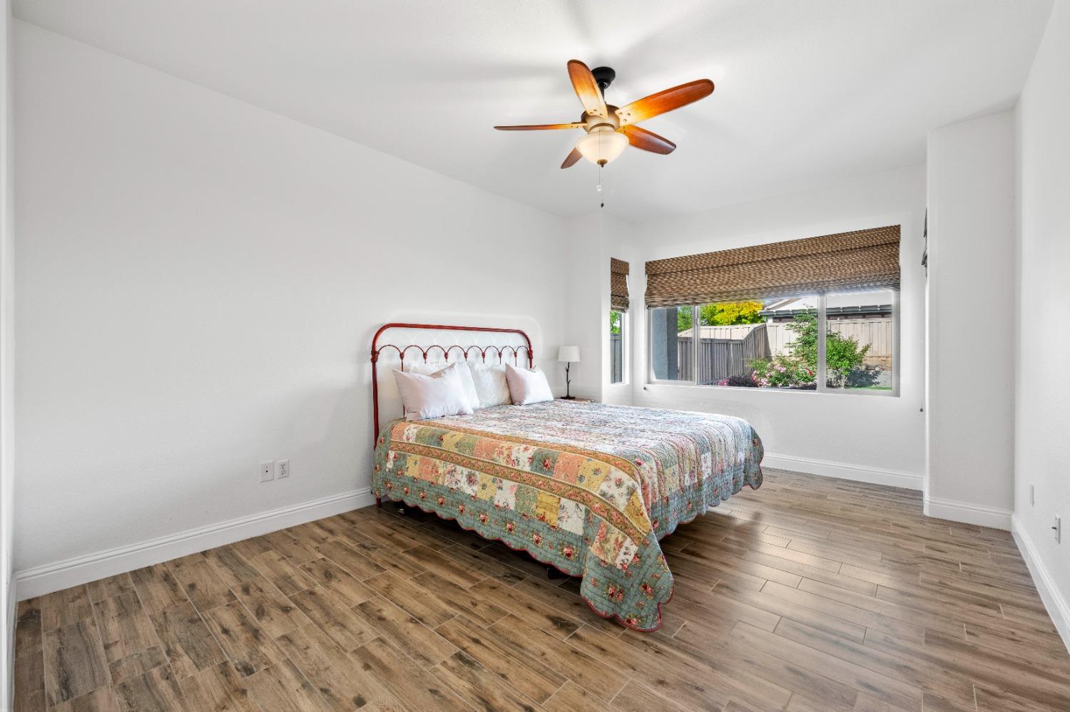 Detail Gallery Image 18 of 34 For 1351 Tahoma Ln, Lincoln,  CA 95648 - 2 Beds | 2 Baths