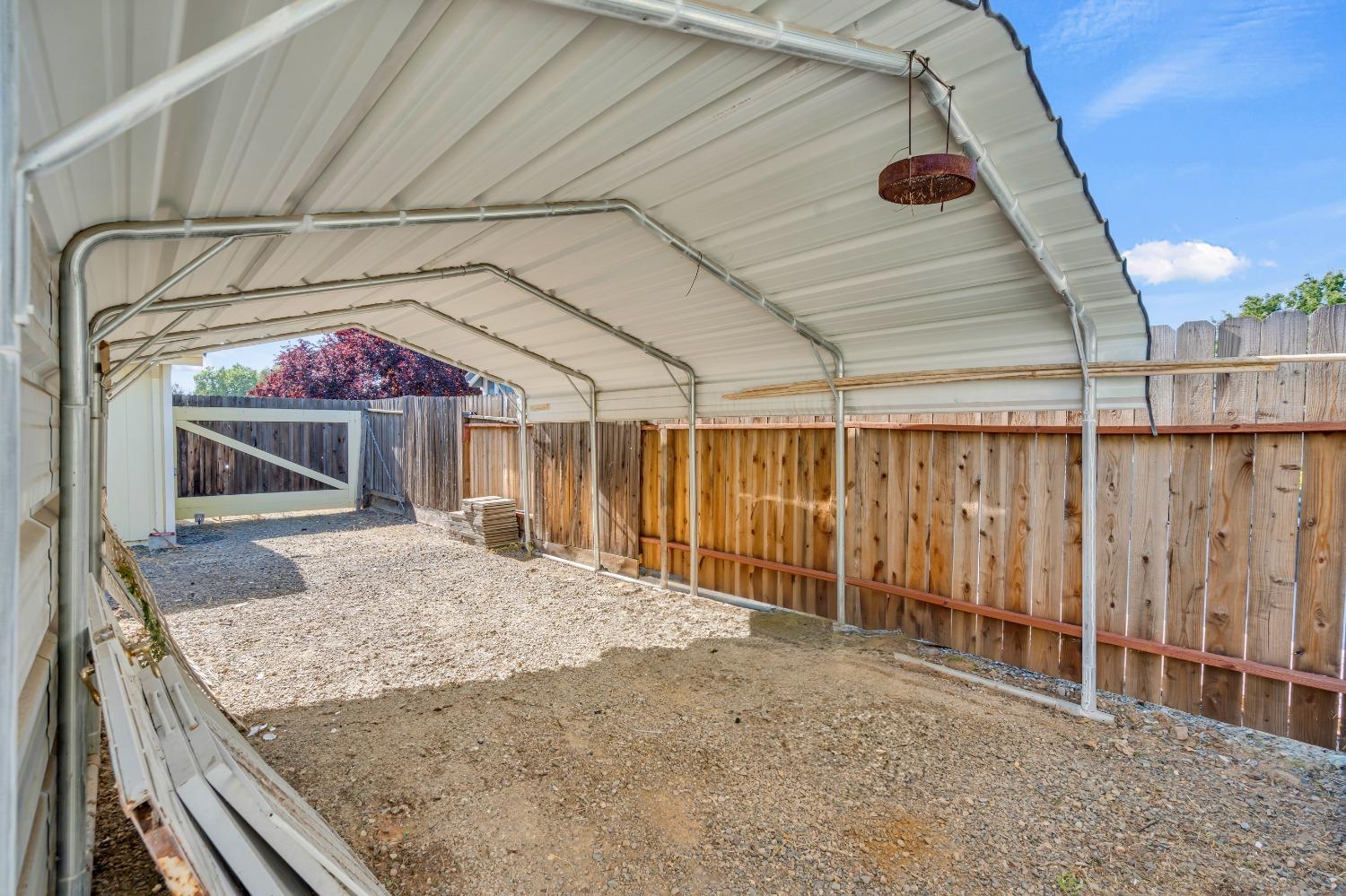 Detail Gallery Image 34 of 47 For 8281 New Point Dr, Sacramento,  CA 95828 - 3 Beds | 2 Baths