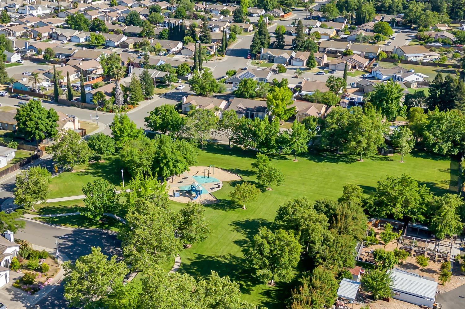 Detail Gallery Image 47 of 47 For 8281 New Point Dr, Sacramento,  CA 95828 - 3 Beds | 2 Baths