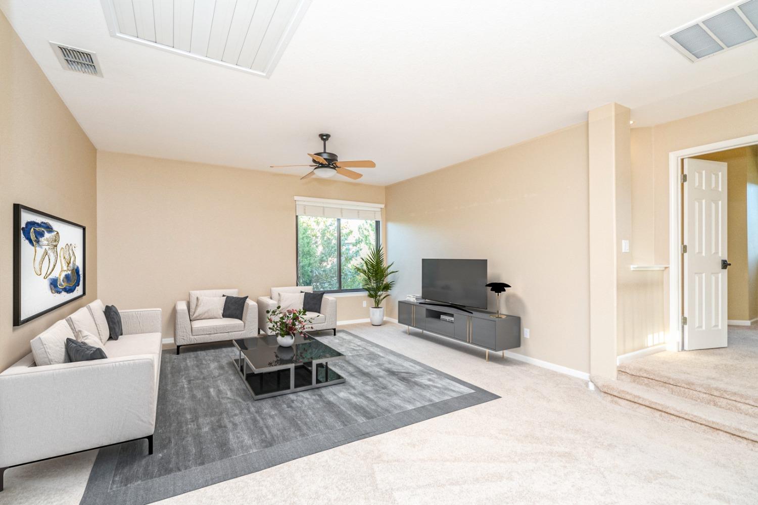 Detail Gallery Image 9 of 45 For 156 Winslow Dr, Roseville,  CA 95678 - 5 Beds | 3 Baths