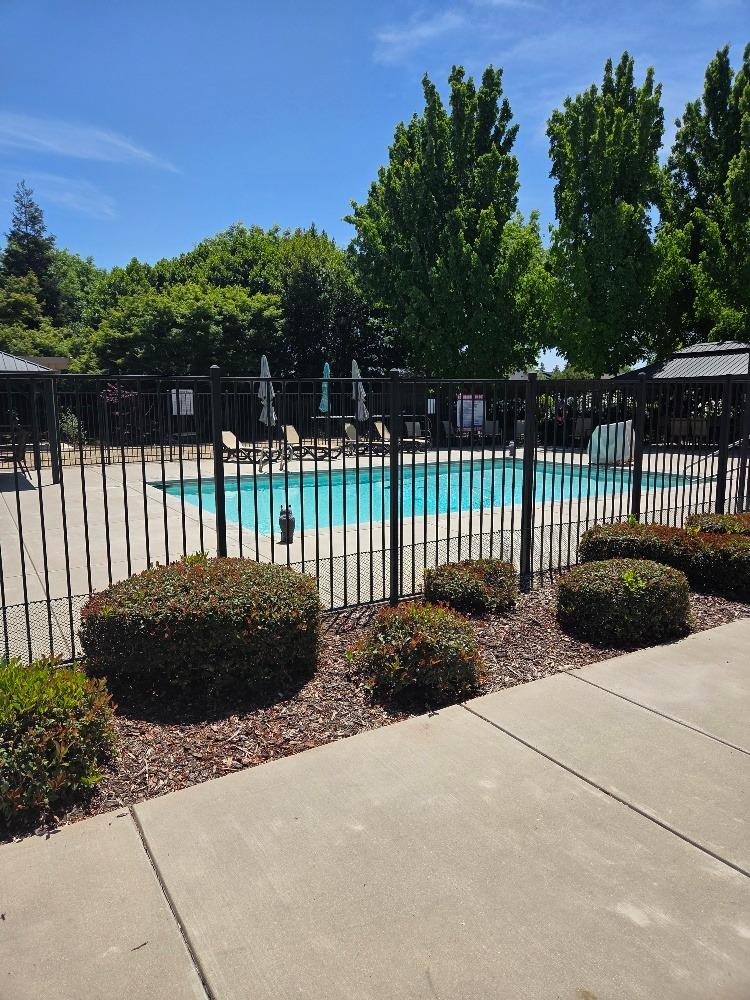 Detail Gallery Image 34 of 36 For 2620 Bird Rock Pl, Turlock,  CA 95380 - 2 Beds | 2 Baths