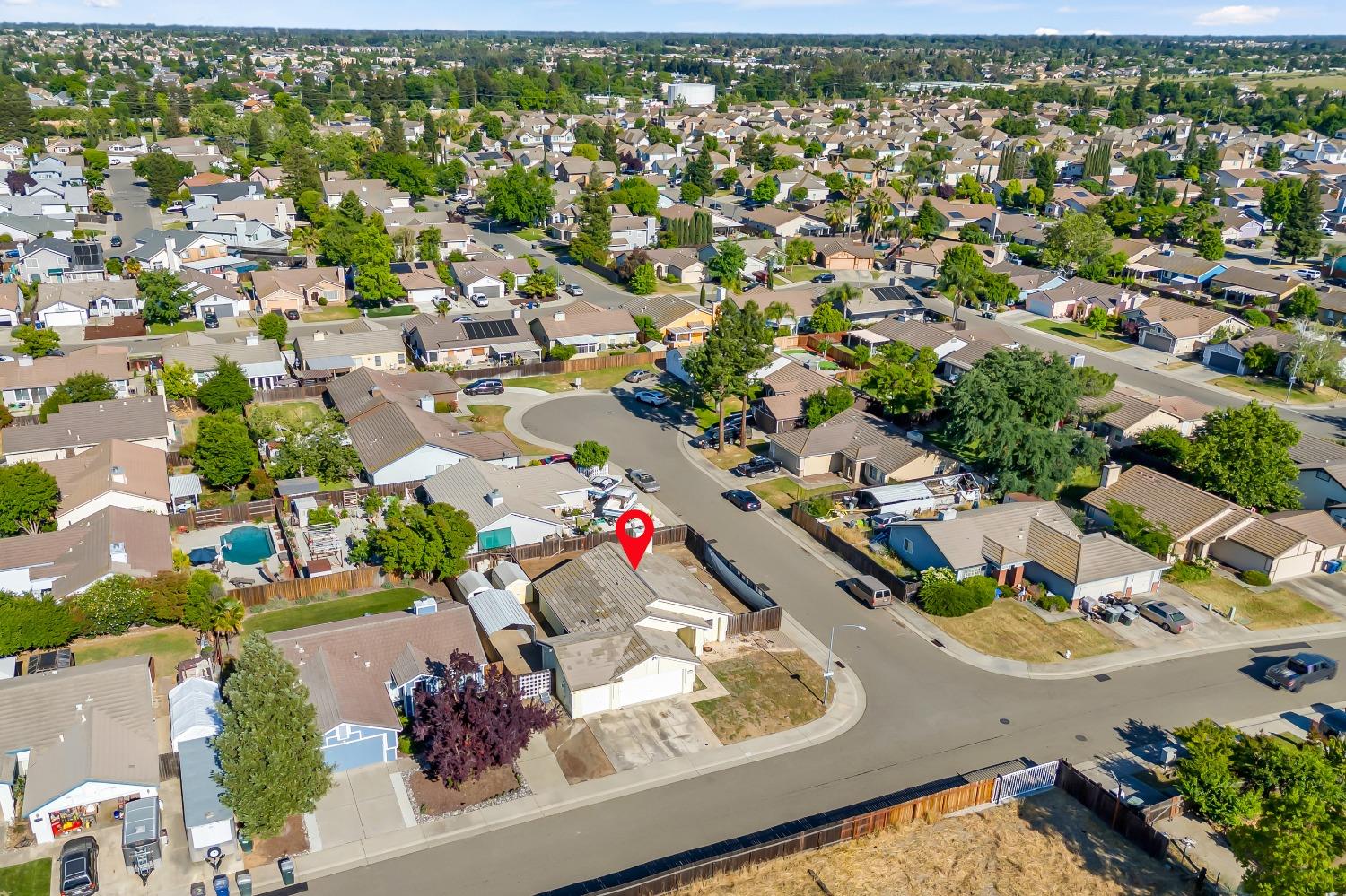 Detail Gallery Image 45 of 47 For 8281 New Point Dr, Sacramento,  CA 95828 - 3 Beds | 2 Baths