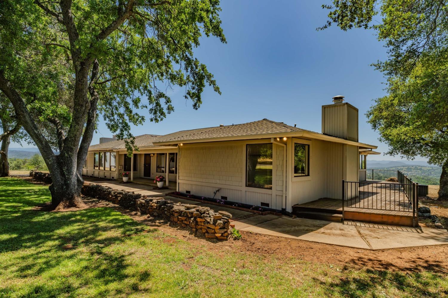 Sutter Circle, Sutter Creek, California image 4
