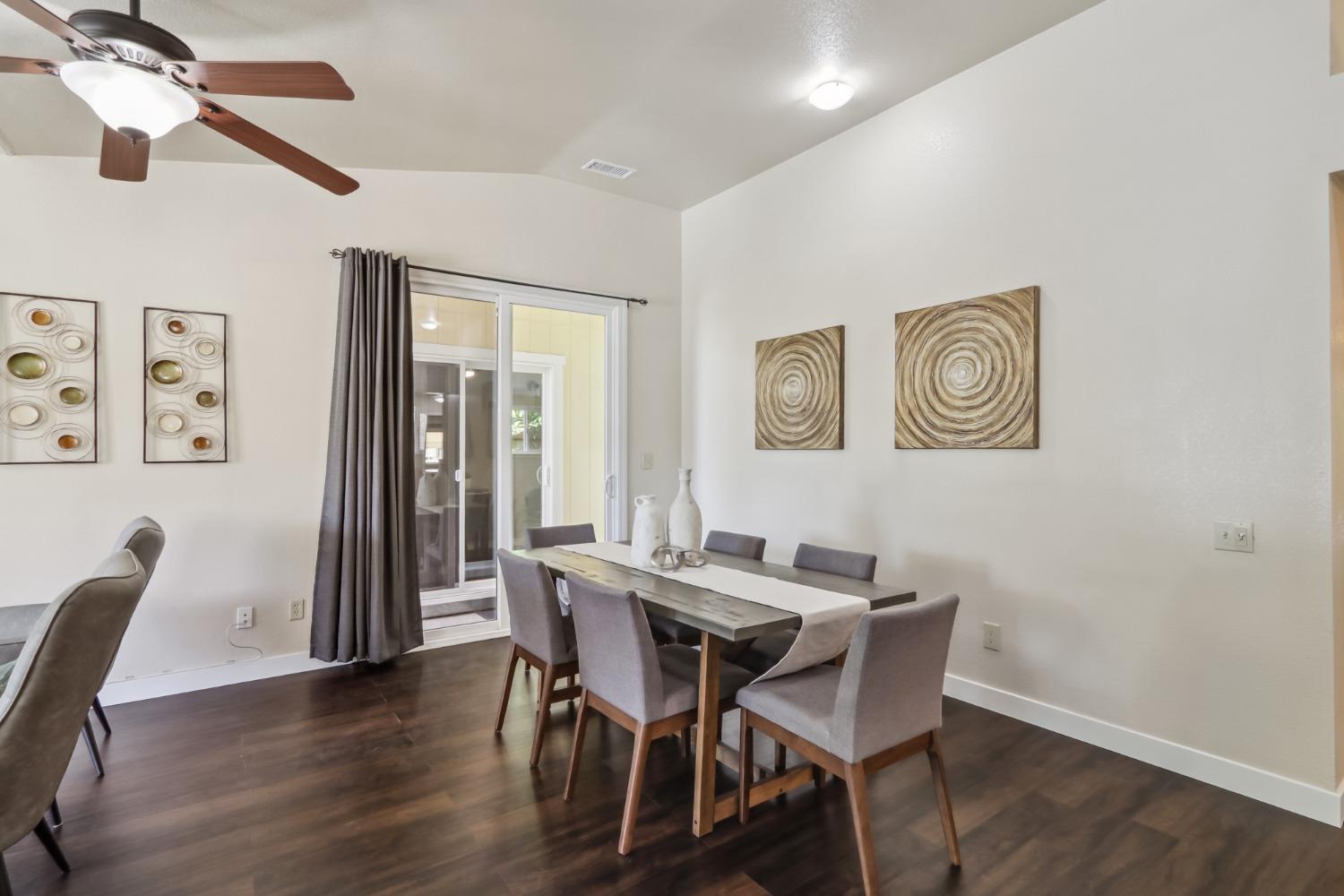 Detail Gallery Image 8 of 77 For 8526 Tullia Pl, Antelope,  CA 95843 - 4 Beds | 2 Baths