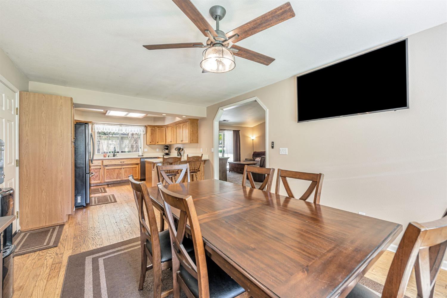 Dolly Varden Lane, Pollock Pines, California image 22