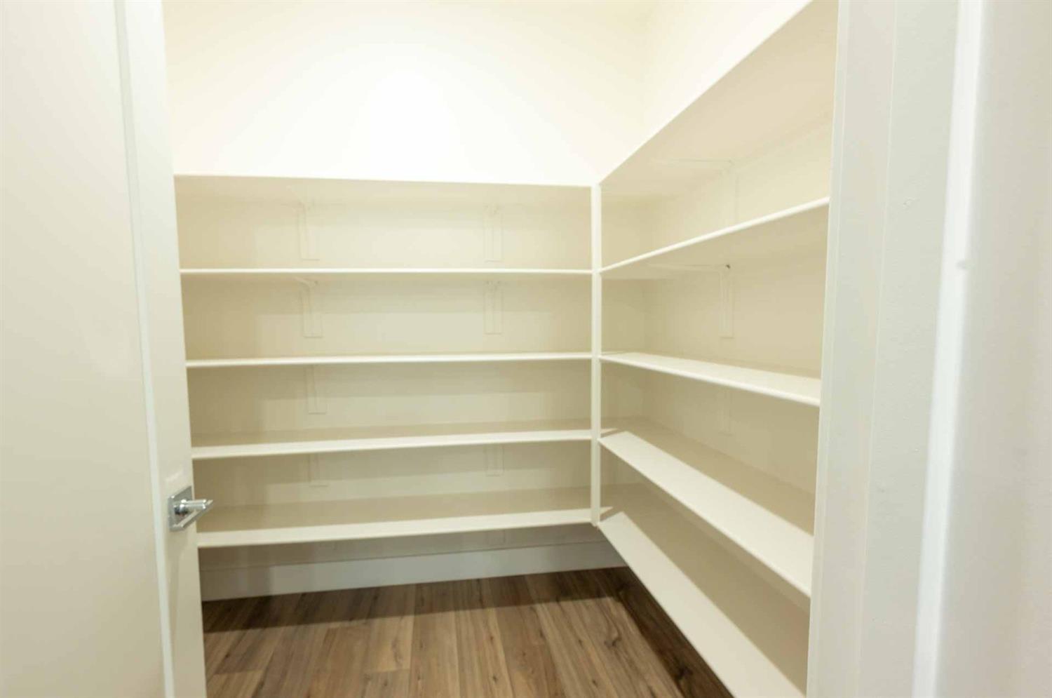 Detail Gallery Image 28 of 32 For 2425 Briar Meadows Cir, Auburn,  CA 95603 - 4 Beds | 3/1 Baths
