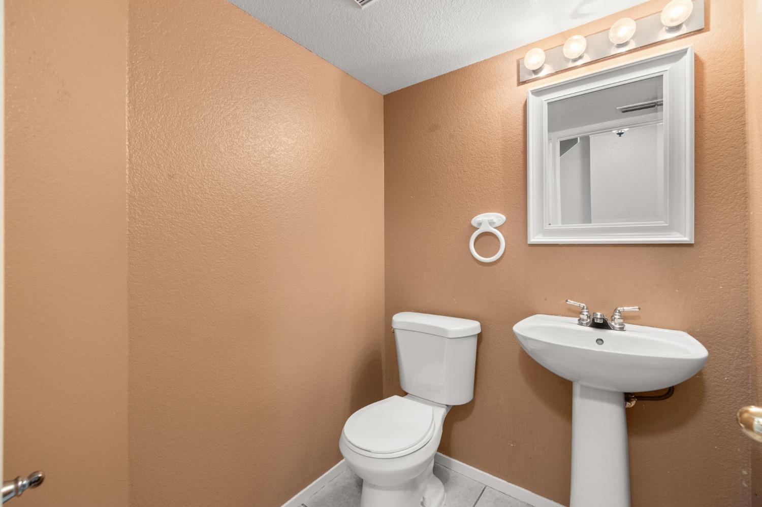 Detail Gallery Image 22 of 46 For 3544 Misty Morning Cir, Sacramento,  CA 95827 - 4 Beds | 2/1 Baths