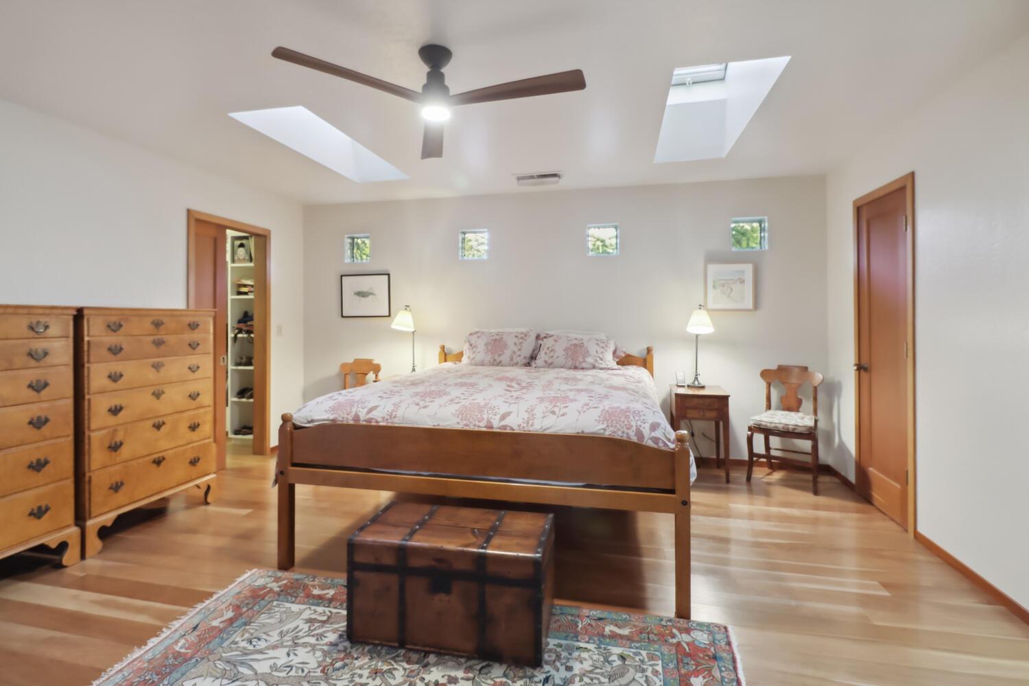 Detail Gallery Image 29 of 74 For 2323 Elendil Ln, Davis,  CA 95616 - 4 Beds | 4 Baths