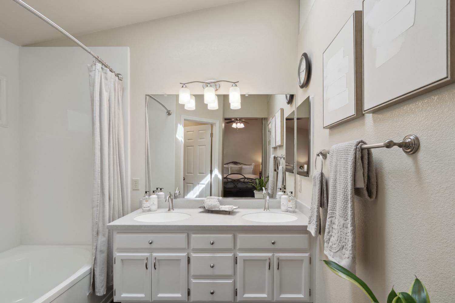 Detail Gallery Image 25 of 77 For 8526 Tullia Pl, Antelope,  CA 95843 - 4 Beds | 2 Baths