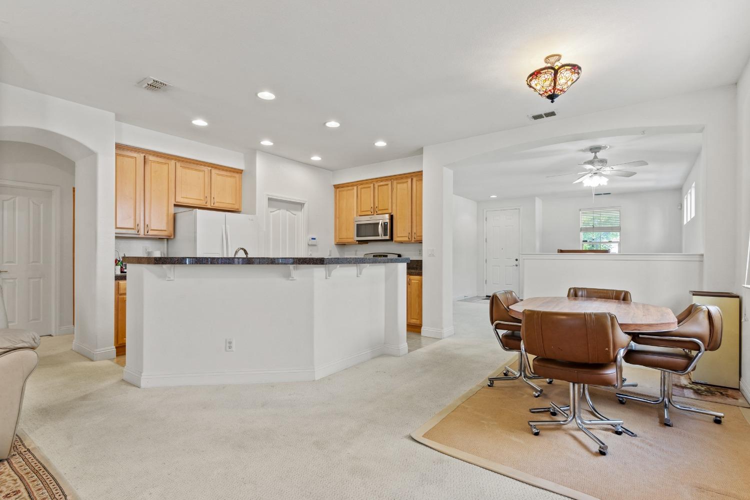Detail Gallery Image 14 of 55 For 3930 Riley Anton Way, Rancho Cordova,  CA 95742 - 3 Beds | 2 Baths