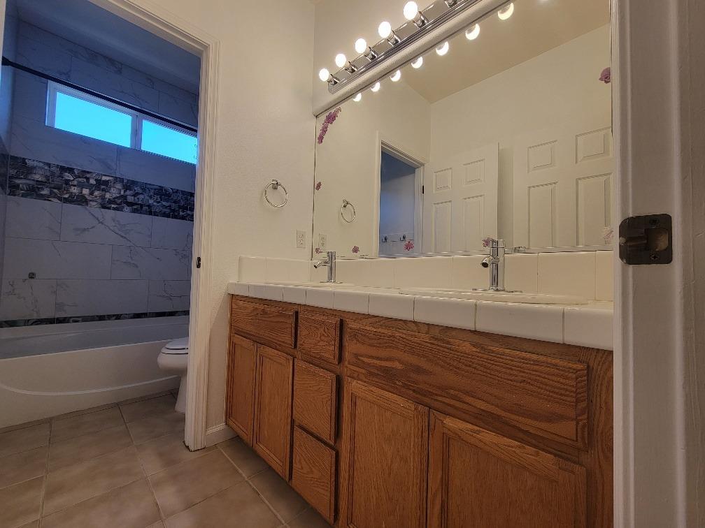 Detail Gallery Image 46 of 58 For 511 Milano Ct, Los Banos,  CA 93635 - 4 Beds | 2/1 Baths