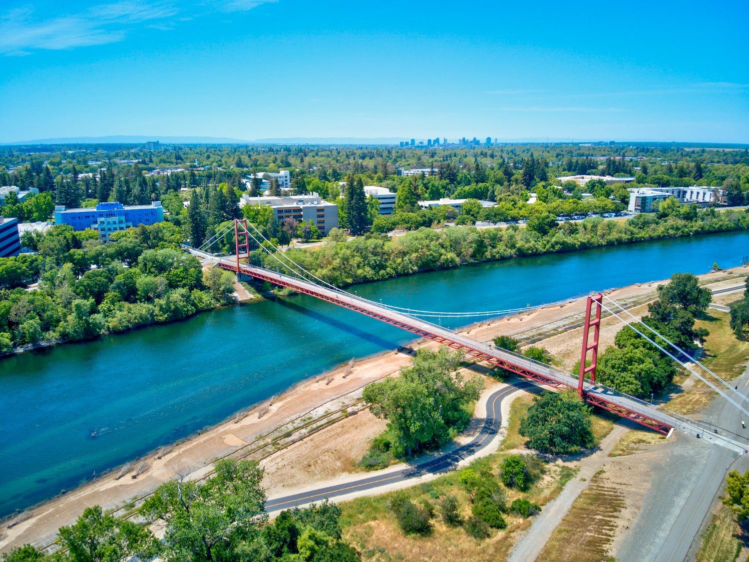 Detail Gallery Image 30 of 30 For 1112 Vanderbilt Way, Sacramento,  CA 95825 - 2 Beds | 2 Baths