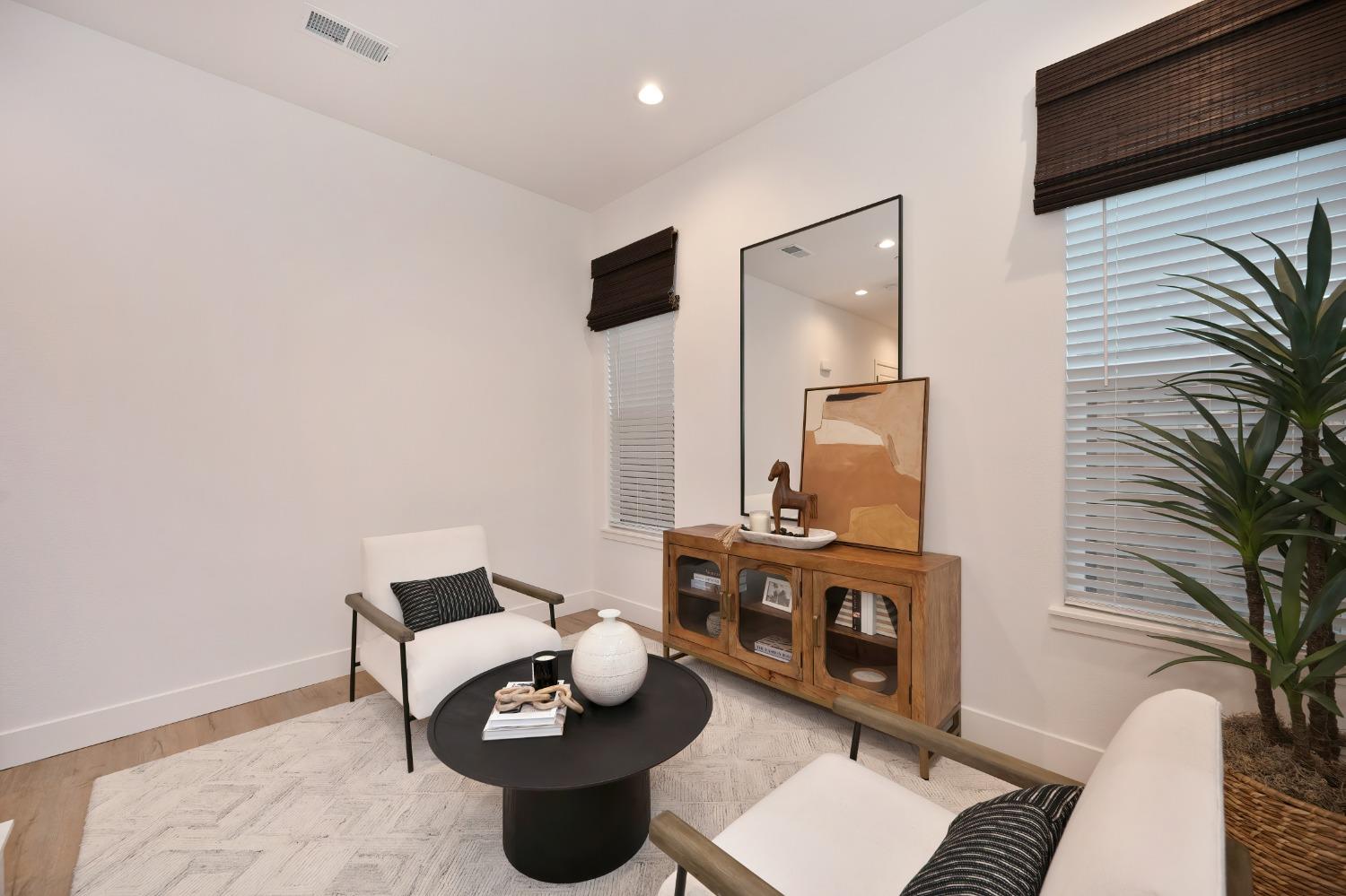 Detail Gallery Image 26 of 57 For 2327 5th Ave, Sacramento,  CA 95818 - 3 Beds | 2/1 Baths