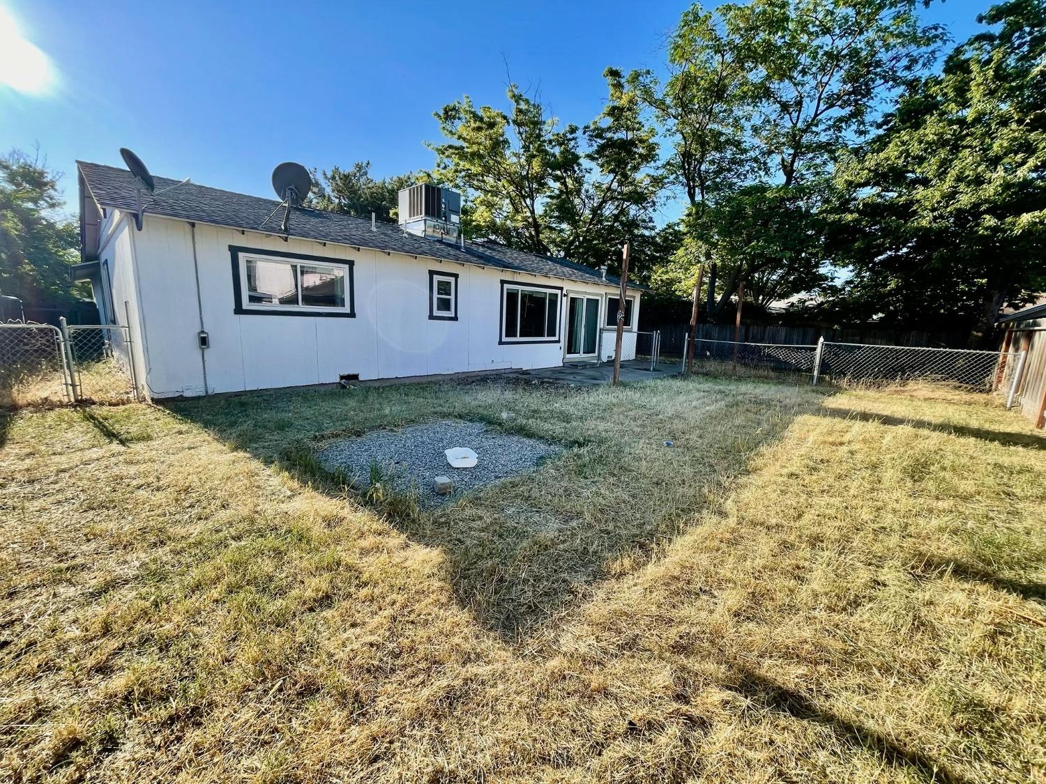Detail Gallery Image 11 of 11 For 3101 Wyatt Way, Modesto,  CA 95350 - 3 Beds | 2 Baths
