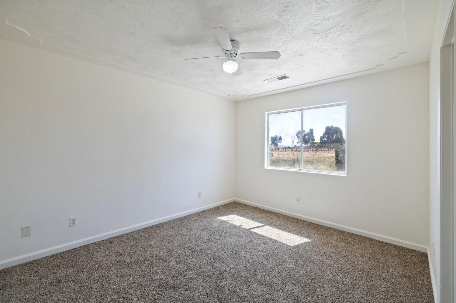 Detail Gallery Image 19 of 24 For 20269 Del Mar Rd, Madera,  CA 93638 - 3 Beds | 2 Baths