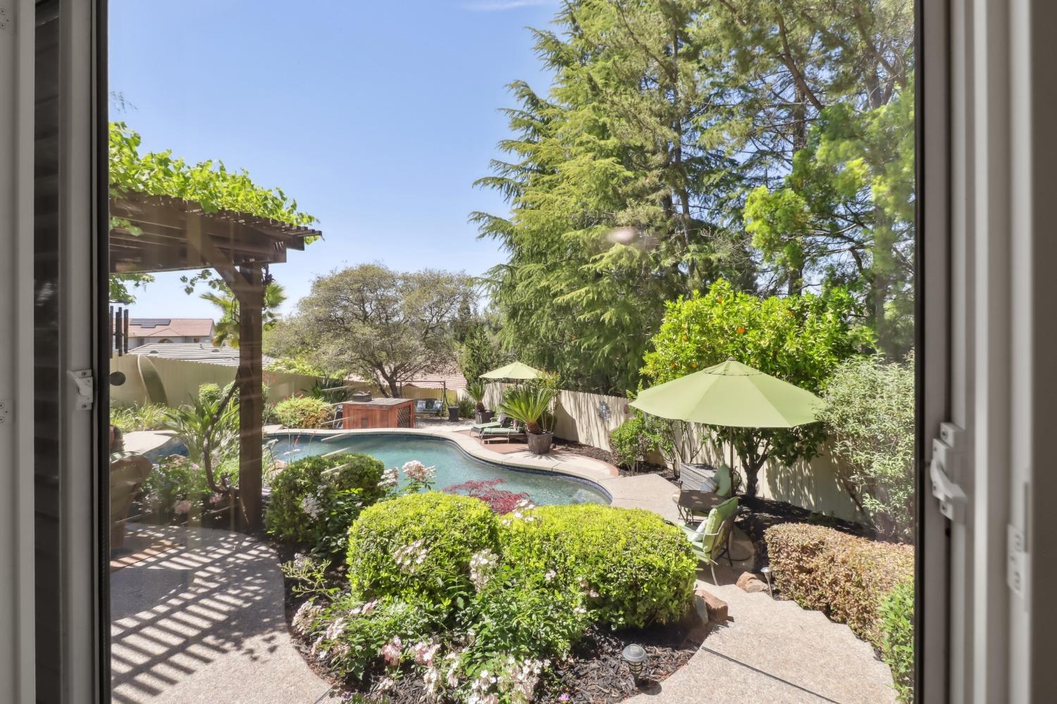 Detail Gallery Image 31 of 99 For 204 Davies Ct, Folsom,  CA 95630 - 4 Beds | 2/1 Baths