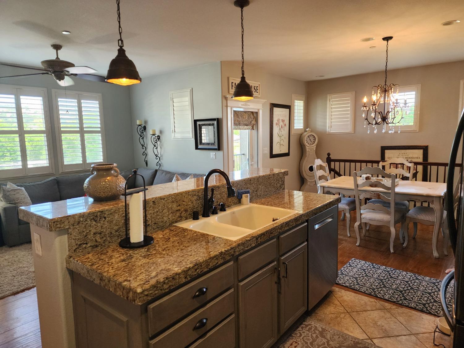 Detail Gallery Image 7 of 22 For 1206 Rivage Cir #1206,  Folsom,  CA 95630 - 2 Beds | 2 Baths