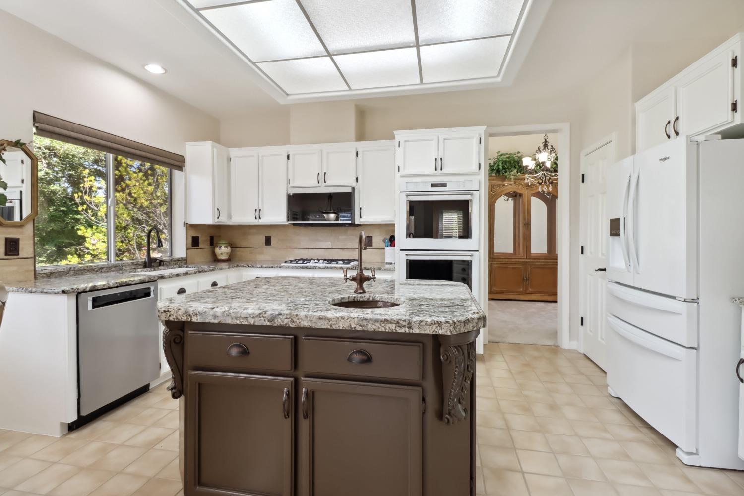 Detail Gallery Image 19 of 99 For 204 Davies Ct, Folsom,  CA 95630 - 4 Beds | 2/1 Baths