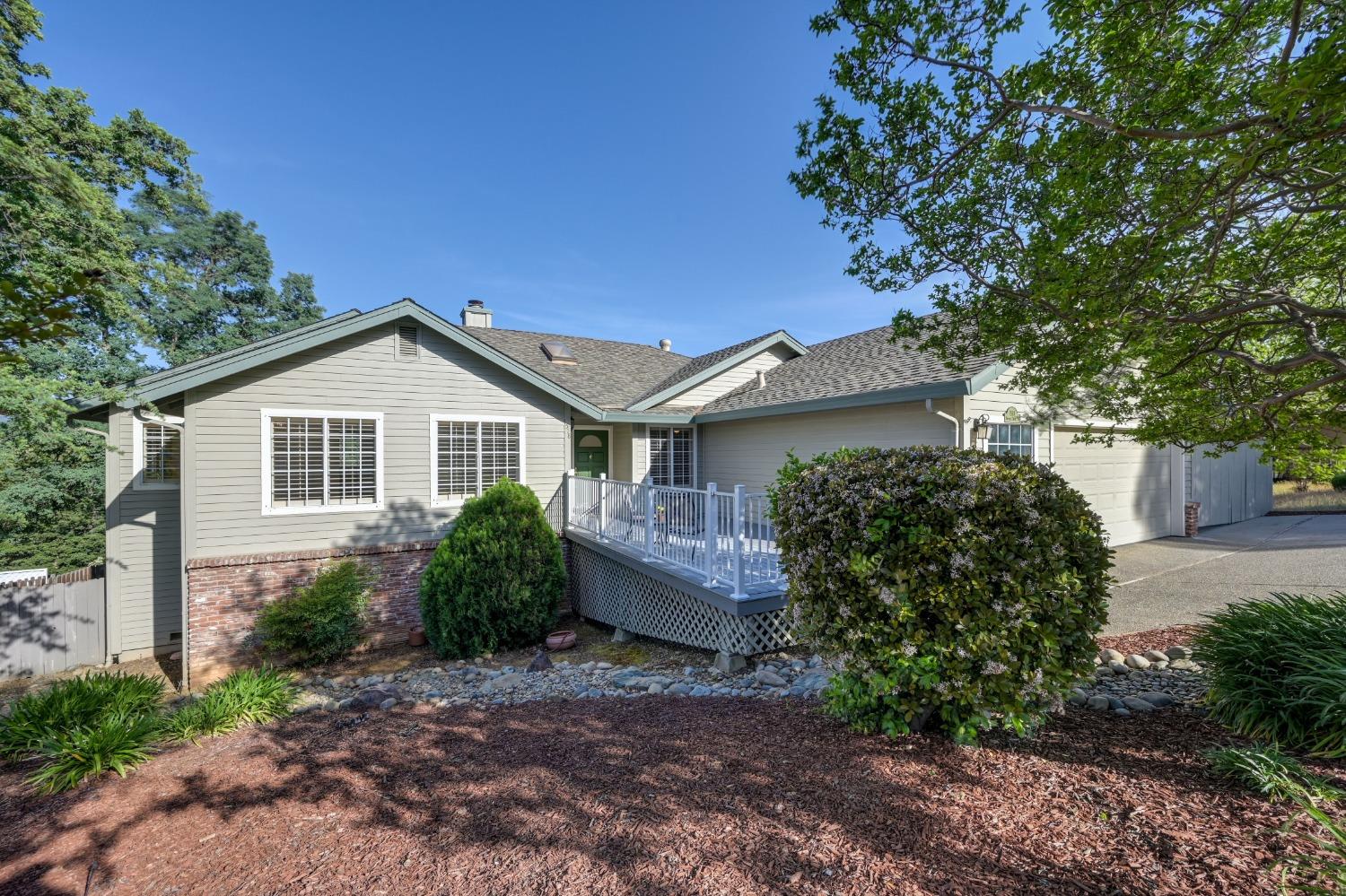 Detail Gallery Image 1 of 28 For 1518 Sutter Creek Dr, El Dorado Hills,  CA 95762 - 3 Beds | 2/1 Baths