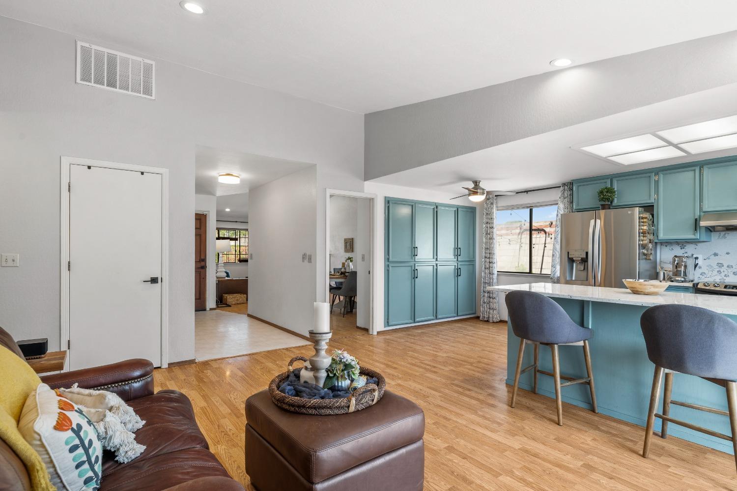 Detail Gallery Image 22 of 44 For 3636 Dormer Ave, Concord,  CA 94519 - 3 Beds | 2 Baths