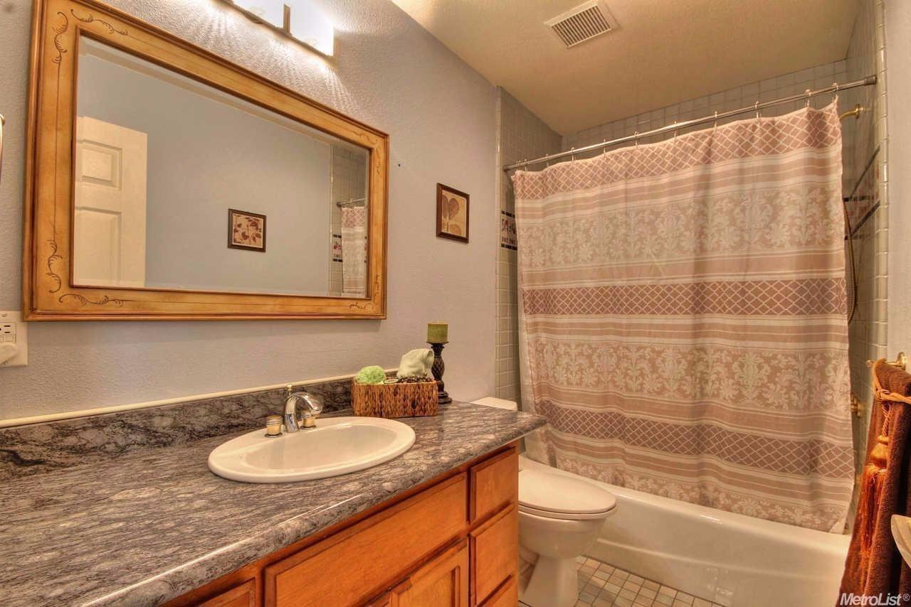 Detail Gallery Image 45 of 46 For 4006 Canyon Dr, Fair Oaks,  CA 95628 - 5 Beds | 4 Baths