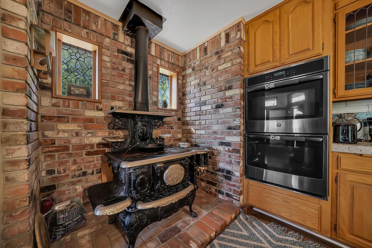 Detail Gallery Image 20 of 89 For 14001 Surrey Junction Ln, Sutter Creek,  CA 95685 - 3 Beds | 2/1 Baths